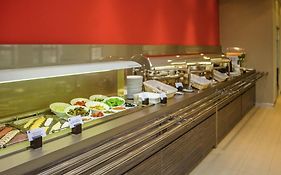 Отель Ibis Astana